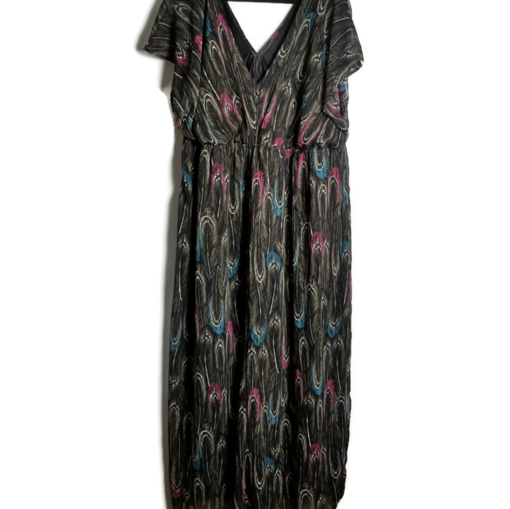 Lane Bryant Double Vneck Feather Print Maxi Dress - Picture 4 of 5